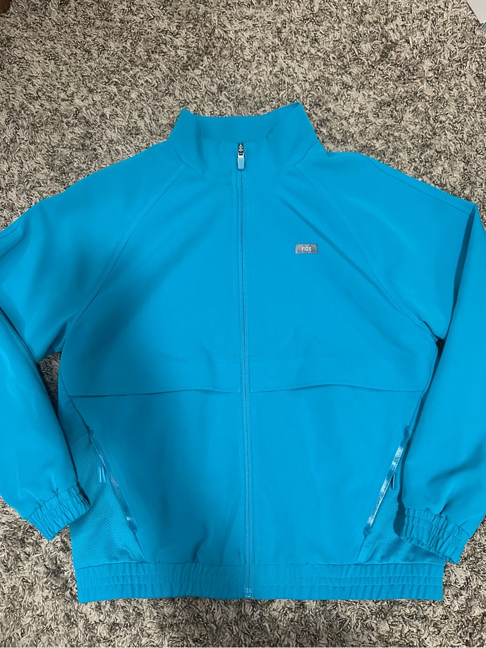 FIGS Women’s Sydney Scrub Jacket